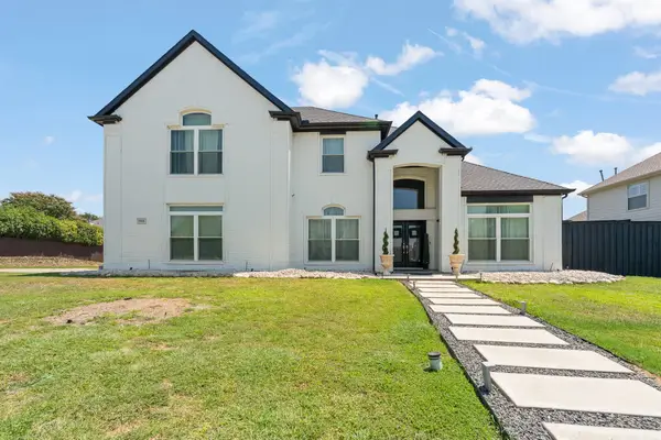 2814 Saint Maria Drive, Mansfield, TX 76063