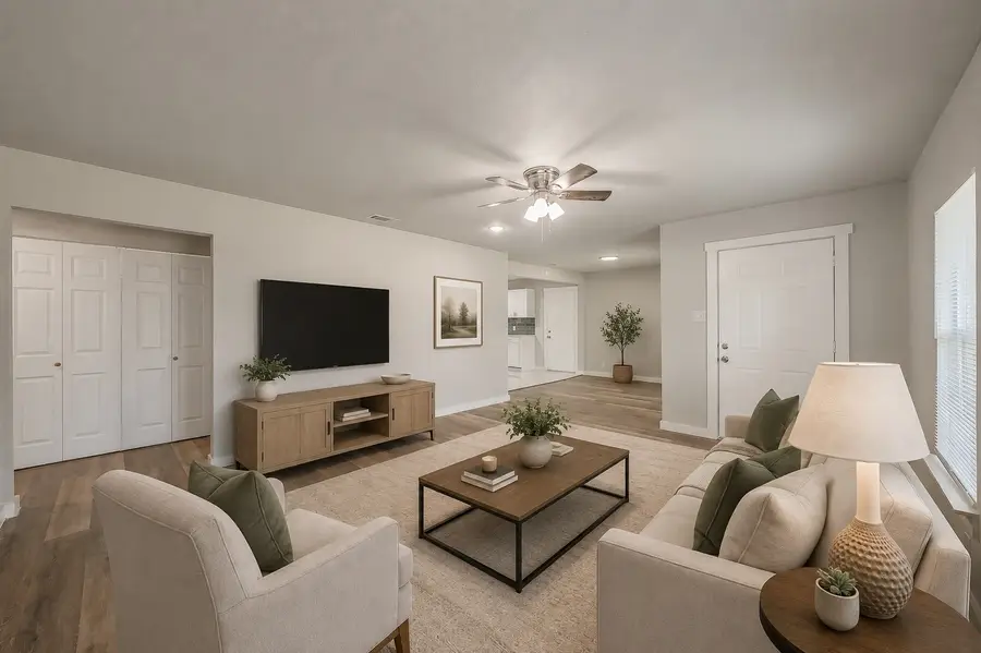 5558 Meadowbrook Drive, Fort Worth, TX 76112 - #2