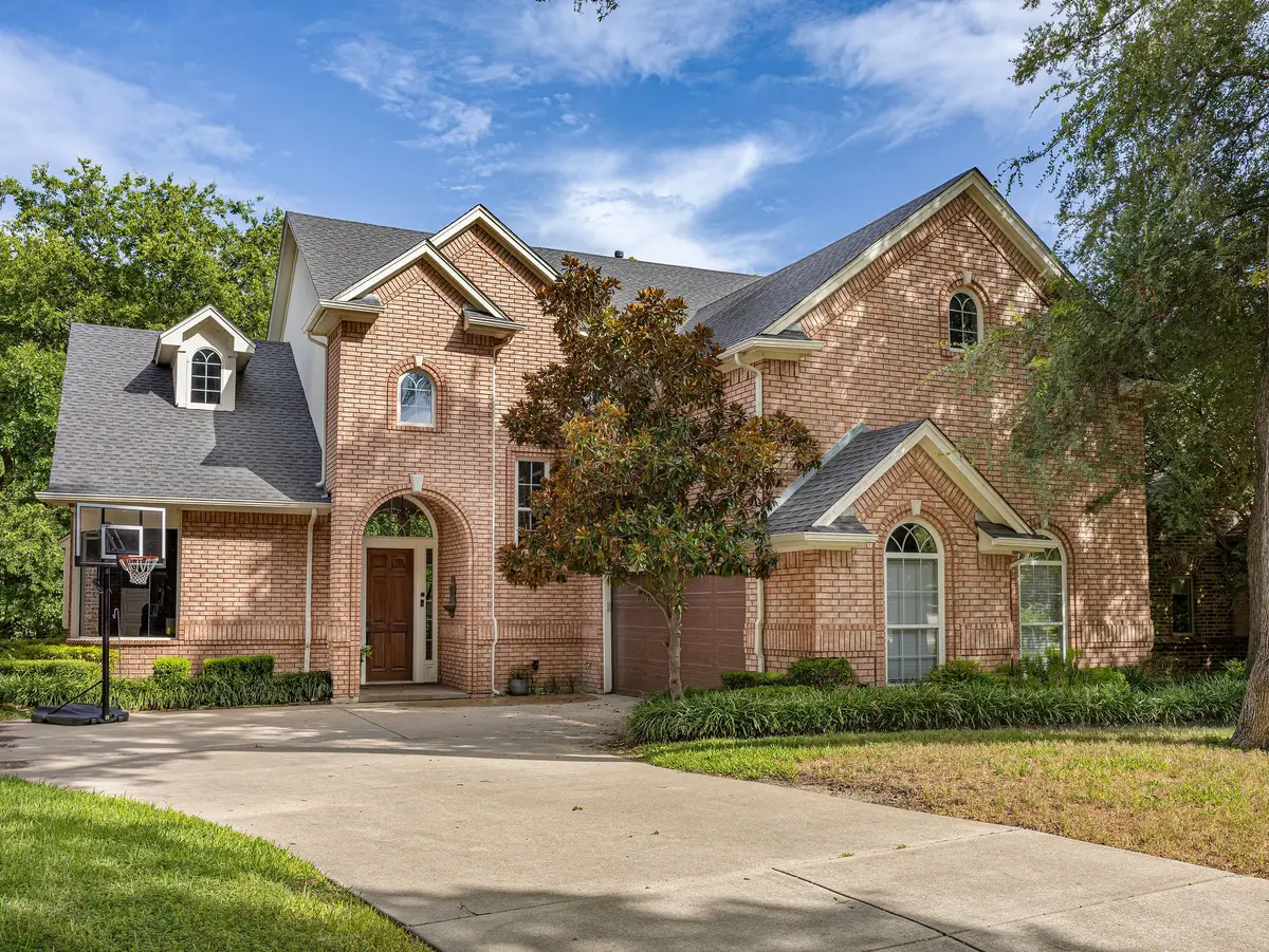 5832 Forest Bend Place, Fort Worth, TX 76112 - #1