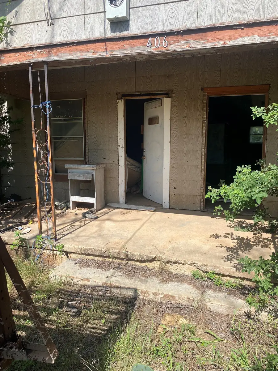406 Crockett Street, Santa Anna, TX 76878 - #2