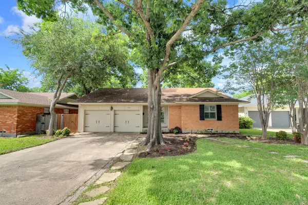 1815 Oates Drive, Dallas, TX 75228