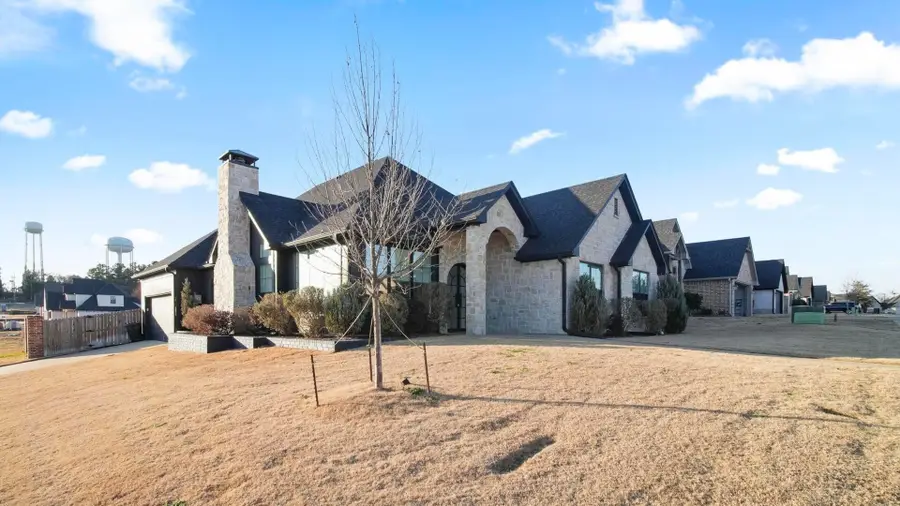3157 Salado Creek Drive, Tyler, TX 75703 - #2