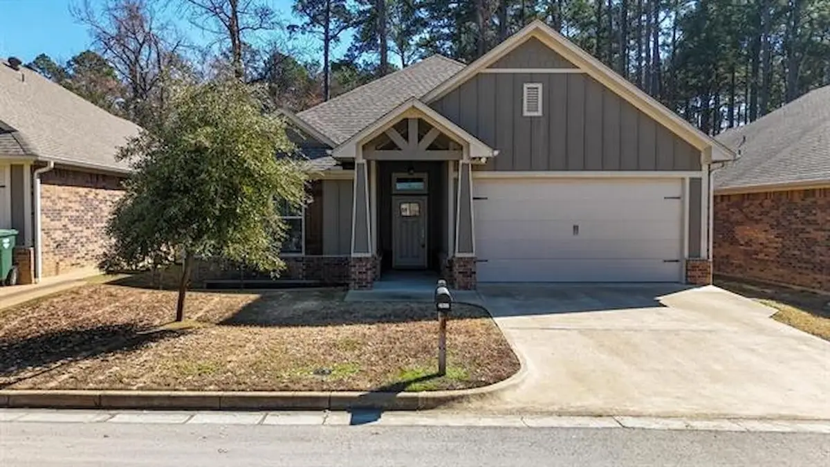 2927 Meadow Brook Trail, Tyler, TX 75701 - #1