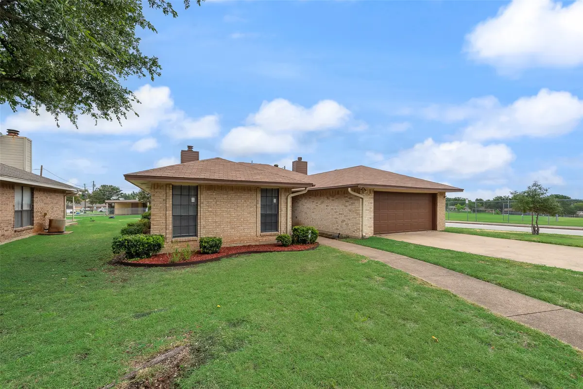 215 Silver Creek Drive, Duncanville, TX 75137 - #1