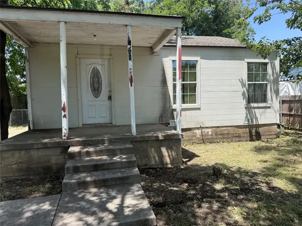 2631 Bentley Avenue, Dallas, TX 75211