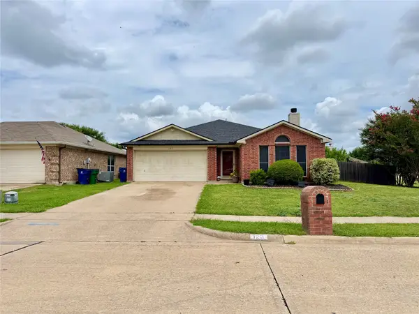 123 Breanna Way, Waxahachie, TX 75165