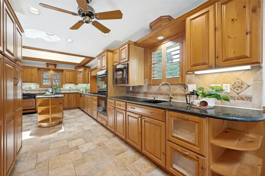 337 Ridgebriar Drive, Richardson, TX 75080 - #2