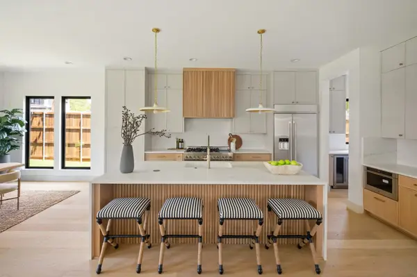 4347 Somerville Avenue, Dallas, TX 75206