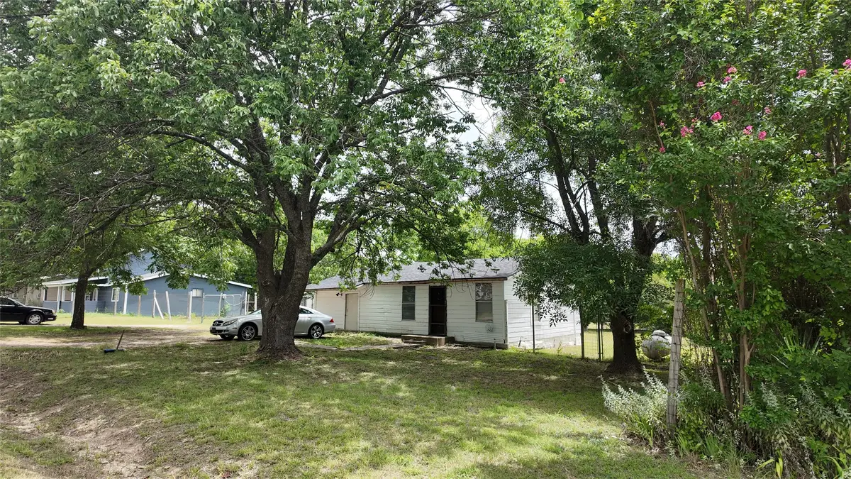 327 S Overlook Drive, Red Oak, TX 75154 - #1