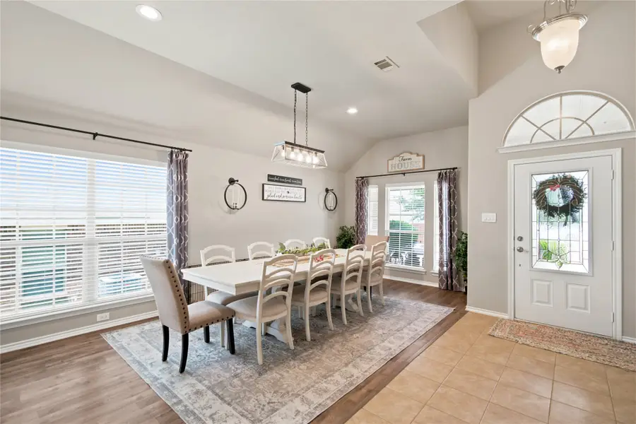 8 Tallwood Lane, Edgecliff Village, TX 76134 - #2
