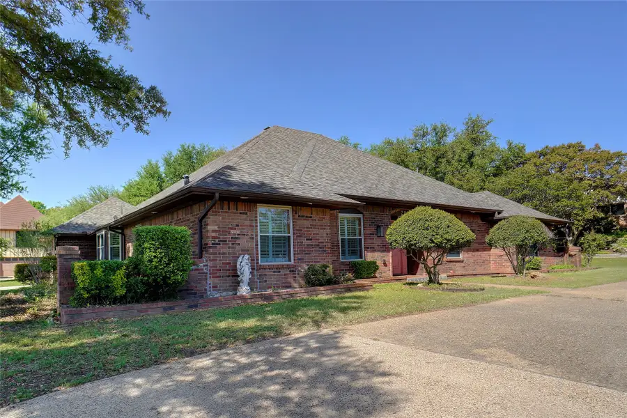 2833 S Country Club Road, Garland, TX 75043 - #2