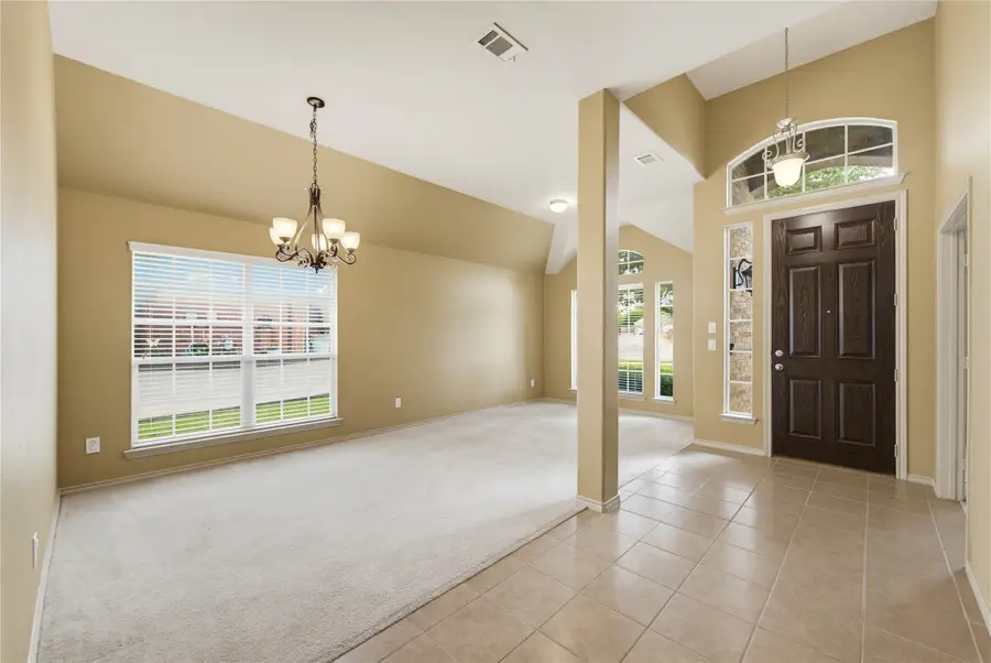 11 Beechcreek Drive, Edgecliff Village, TX 76134 - #3