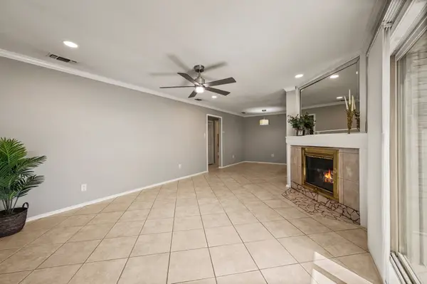 2320 Torrington Drive #C, Arlington, TX 76012