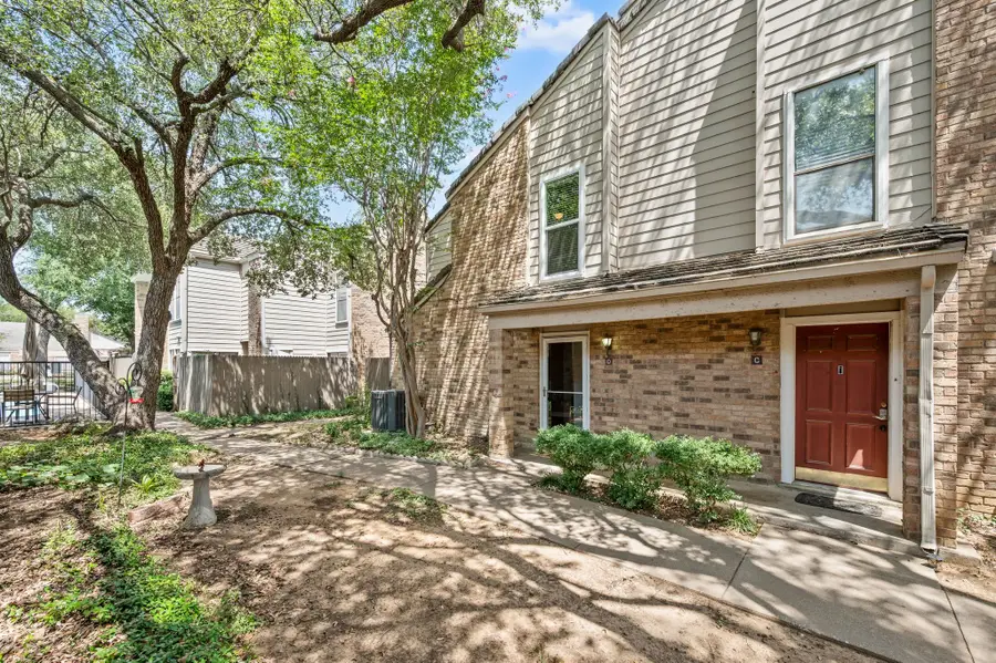 1100 Brighton Drive #D, Arlington, TX 76012 - #2
