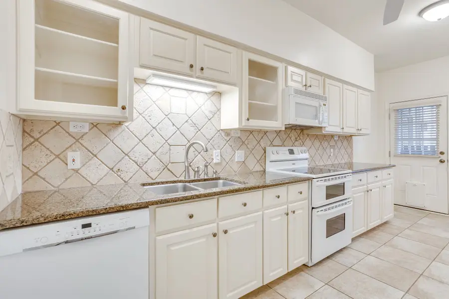 4403 S Bellaire Drive #123, Fort Worth, TX 76109 - #3