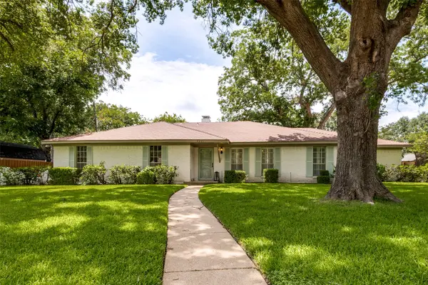2221 Scarlet Lane, Grand Prairie, TX 75050