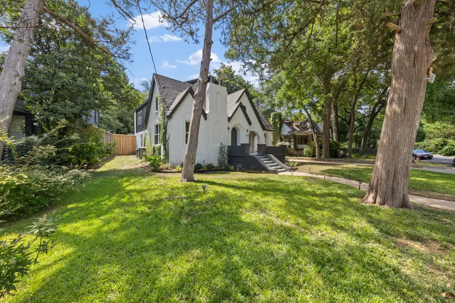 200 S Shore Drive, Dallas, TX 75216 - #3