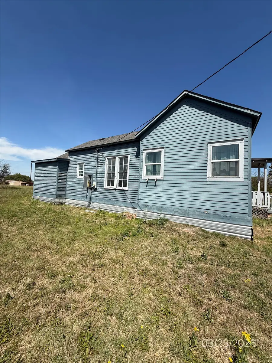 507 E Logan Street, Calvert, TX 77837 - #2