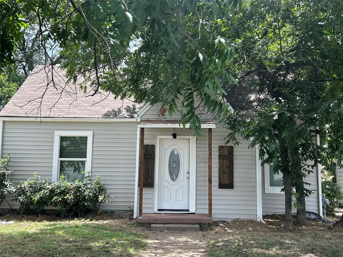 600 E Robert Street, Fort Worth, TX 76104 - #1
