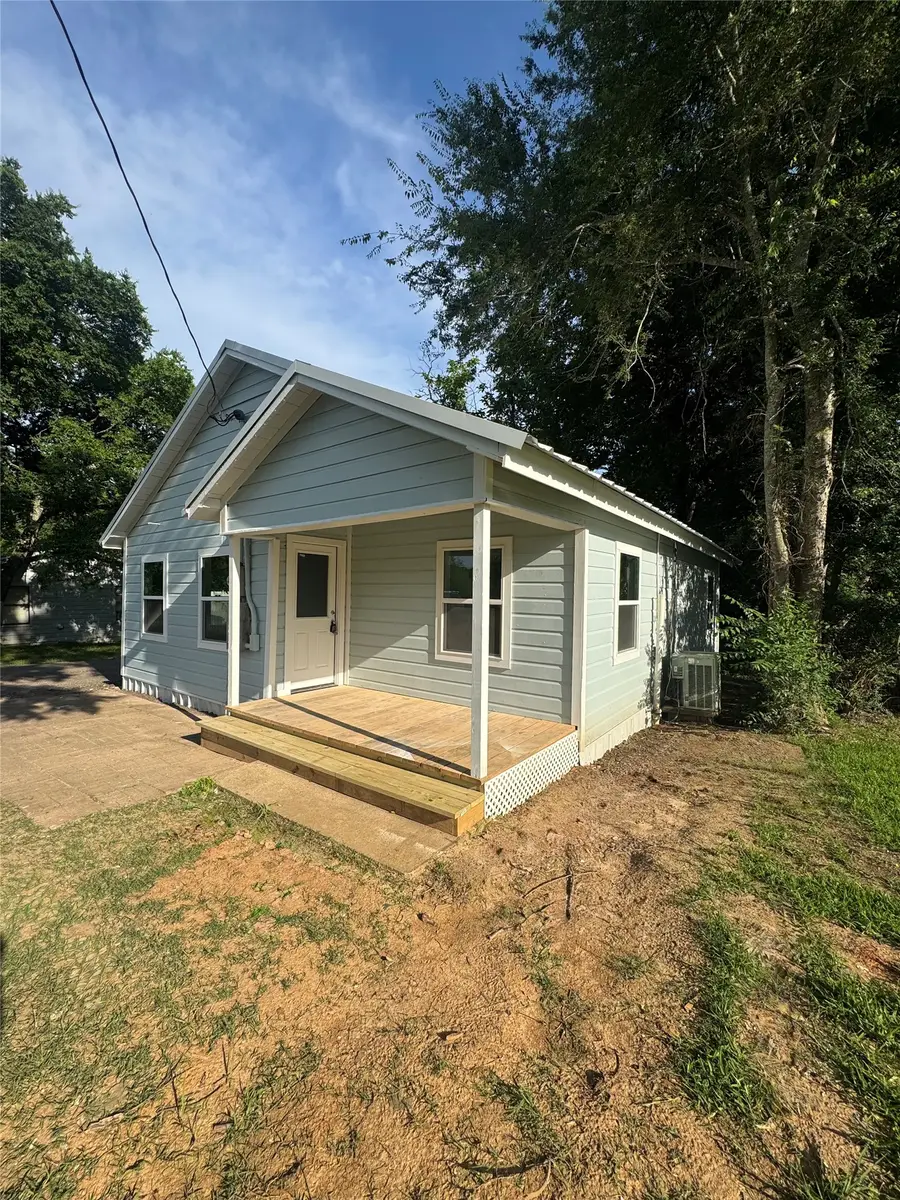 606 W Wolfe Street, Grand Saline, TX 75140 - #2
