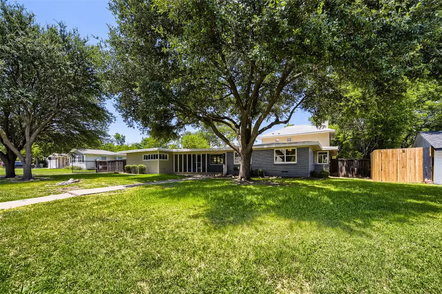 7053 Brooks Avenue, Richland Hills, TX 76118 - #3
