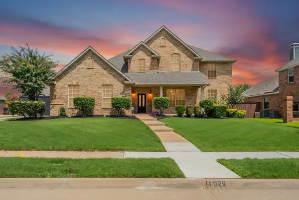 1026 Brentwood Drive, Murphy, TX 75094
