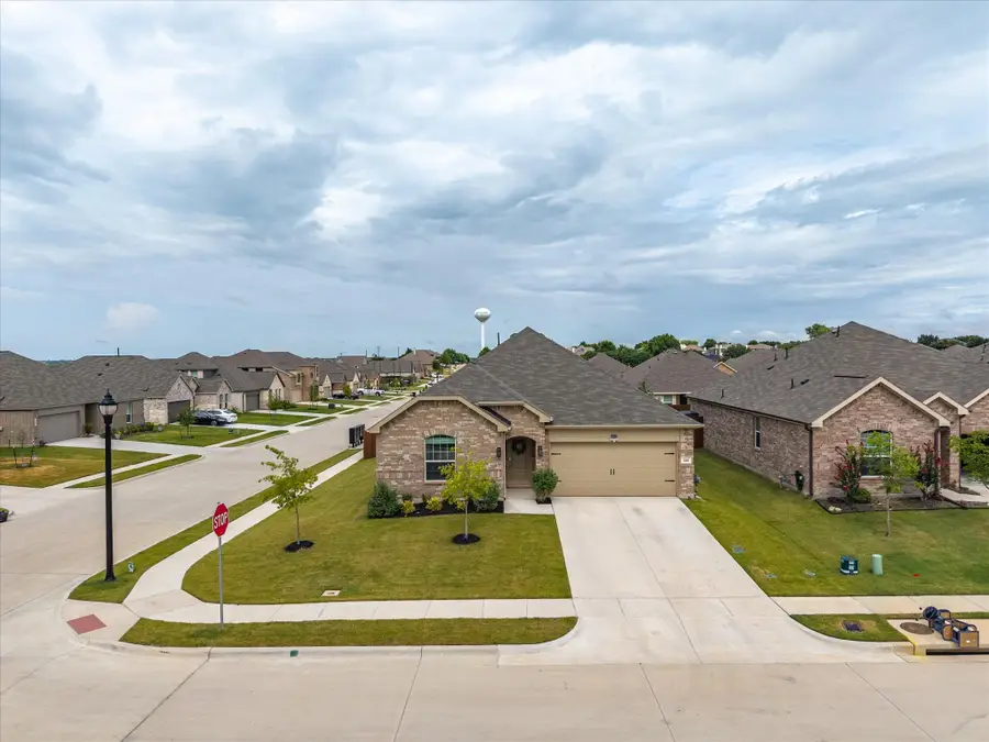 326 Texas Trail, Justin, TX 76247 - #3