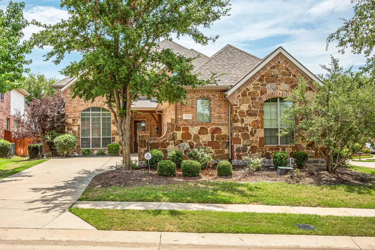 900 Fannin Drive, Lantana, TX 76226 - #1