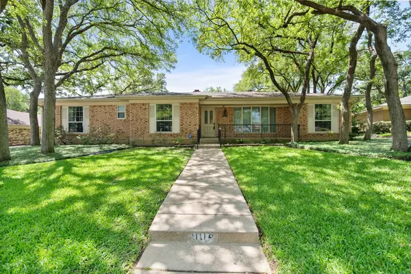 1104 Arlena Drive, Arlington, TX 76012