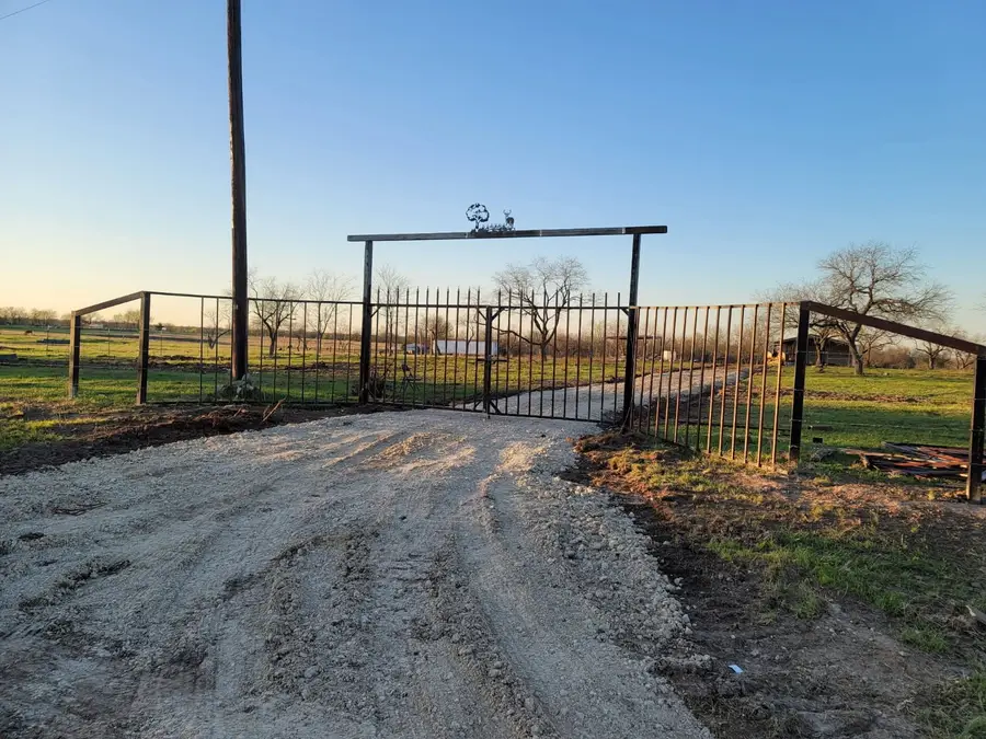 118 SW County Road #2360, Streetman, TX 75859 - #2