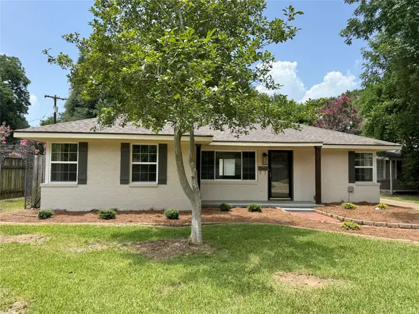 3738 Madison Park Boulevard, Shreveport, LA 71104