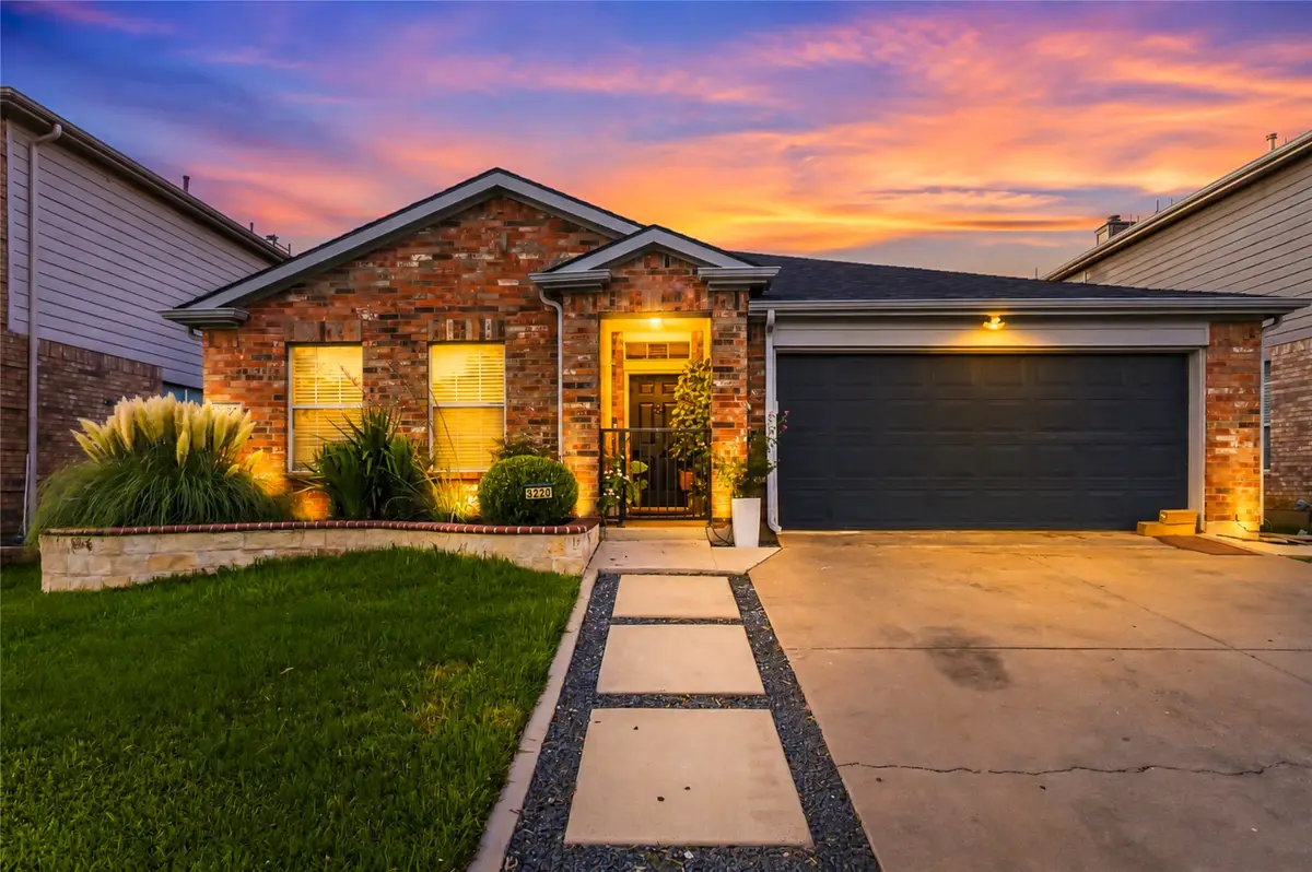 3220 Gettysburg Lane, Fort Worth, TX 76123 - #1