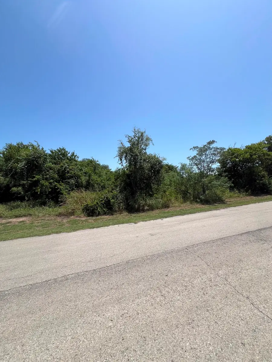 5401 Harrys Place, Fort Worth, TX 76126 - #2