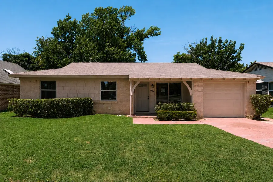 8955 Boundbrook Avenue, Dallas, TX 75243 - #3