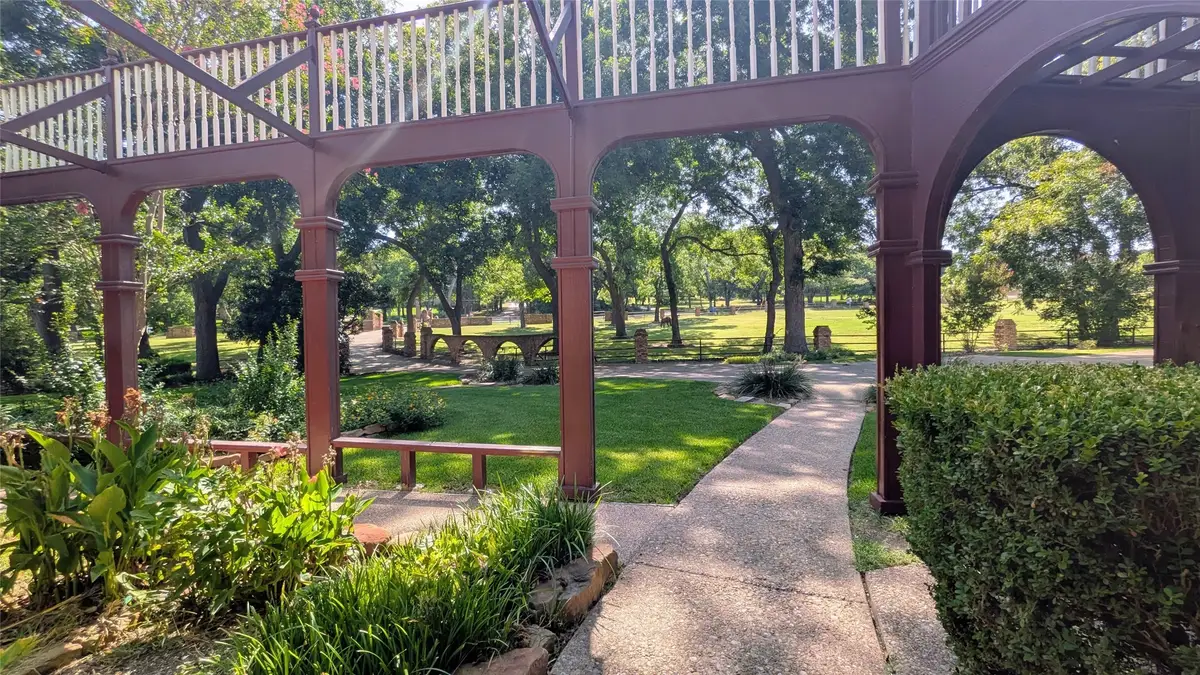 1431 S Houston School Road, Lancaster, TX 75146 - #1