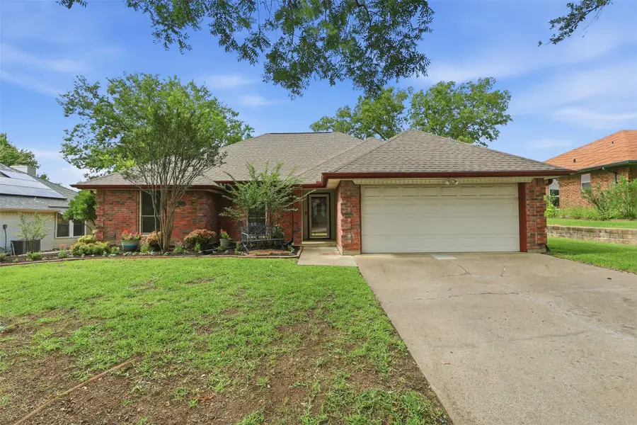 6713 N Park Drive, North Richland Hills, TX 76182 - #2