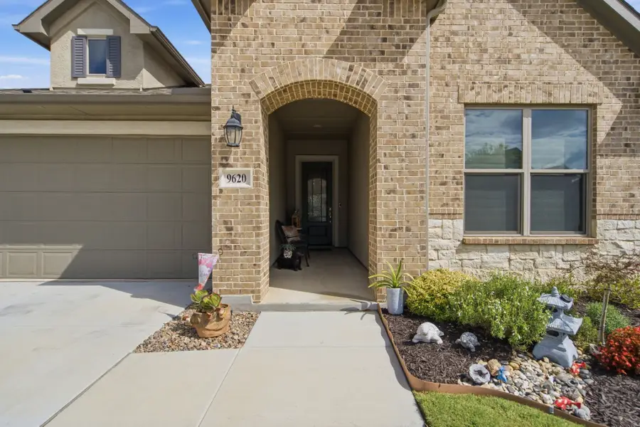 9620 Creekwood Drive, Denton, TX 76207 - #3