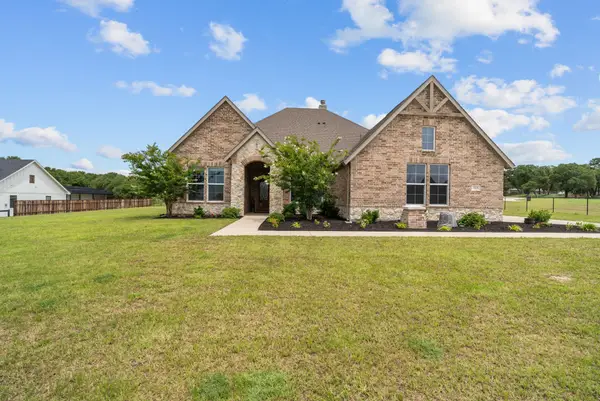 308 Zion Forest Trail, Poolville, TX 76487