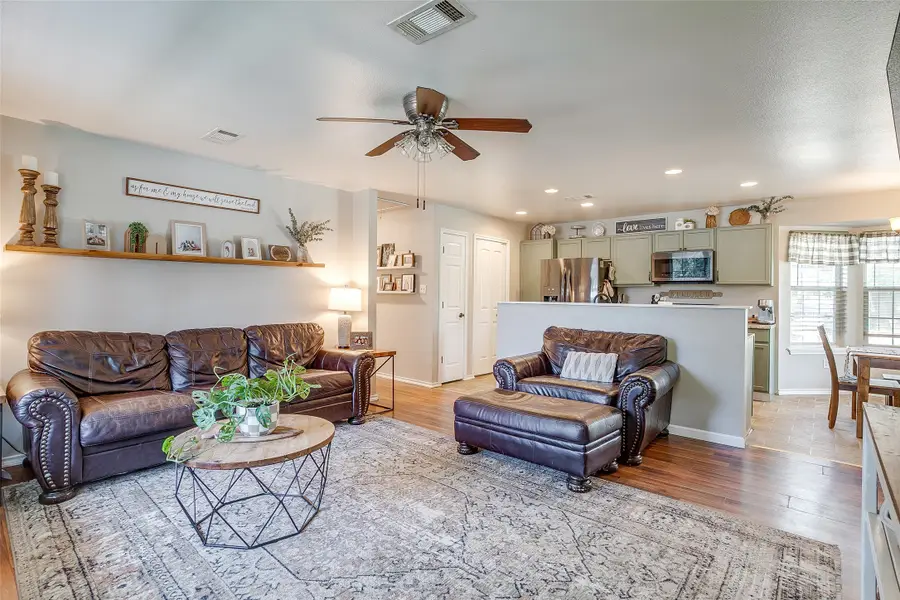 6605 Six J Court, Granbury, TX 76049 - #2