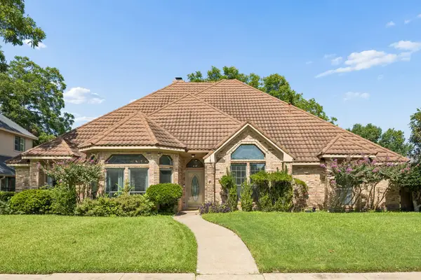1913 Pecan Ridge Drive, Rowlett, TX 75088
