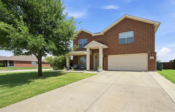 212 Cheyenne Drive, Waxahachie, TX 75165