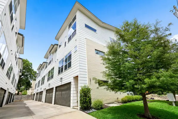 5811 Lindell Avenue #102, Dallas, TX 75206