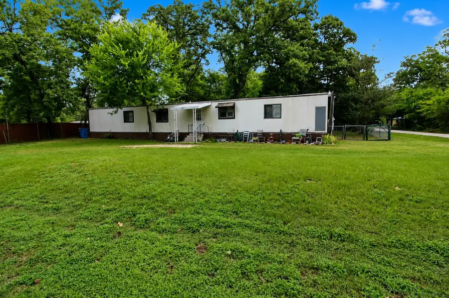 921 Crown Drive, Tool, TX 75143 - #3