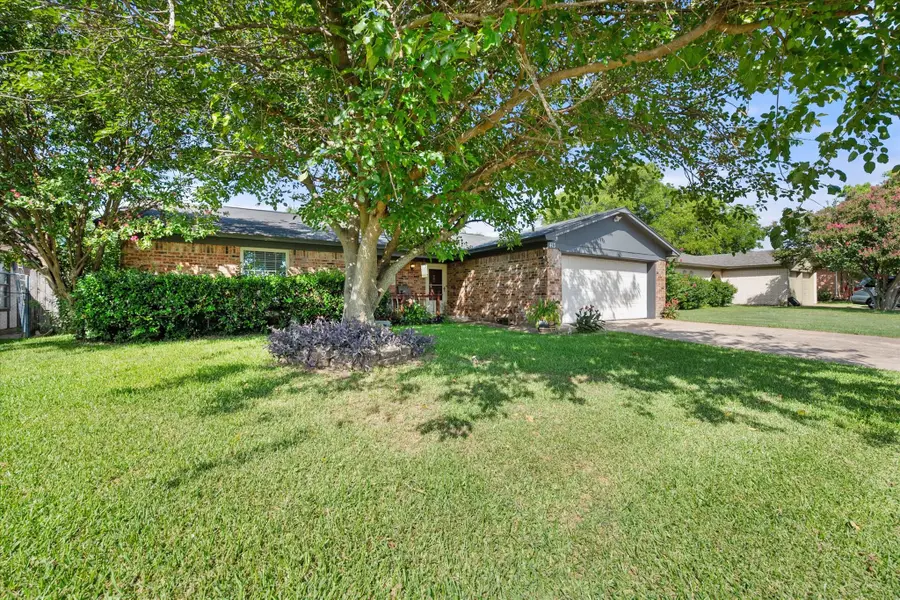 413 Linda Drive, Burleson, TX 76028 - #3