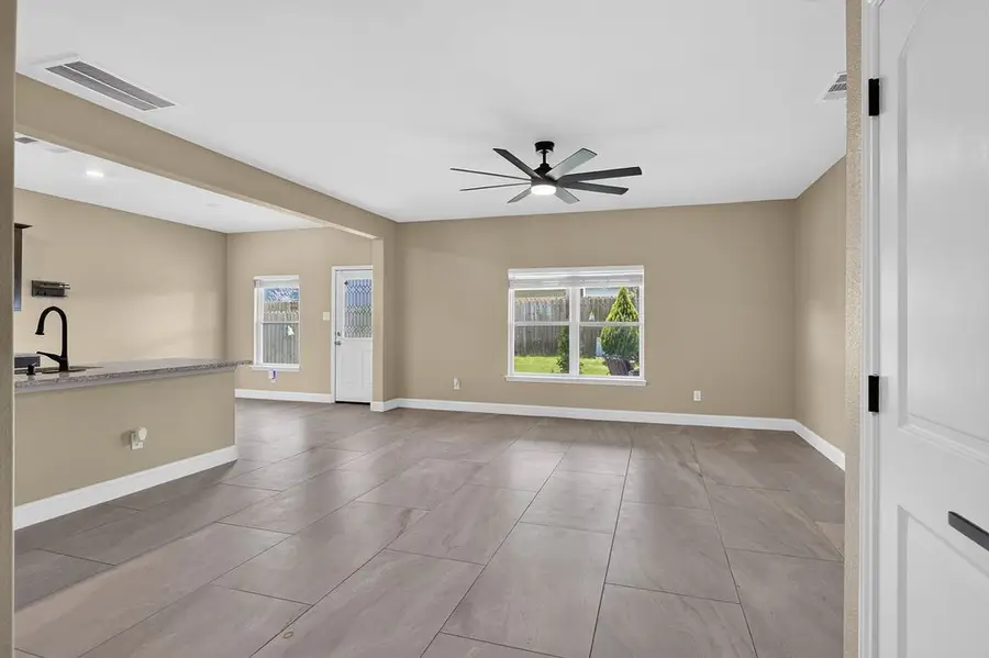 1420 Sunkiss Drive, Fort Worth, TX 76140 - #3