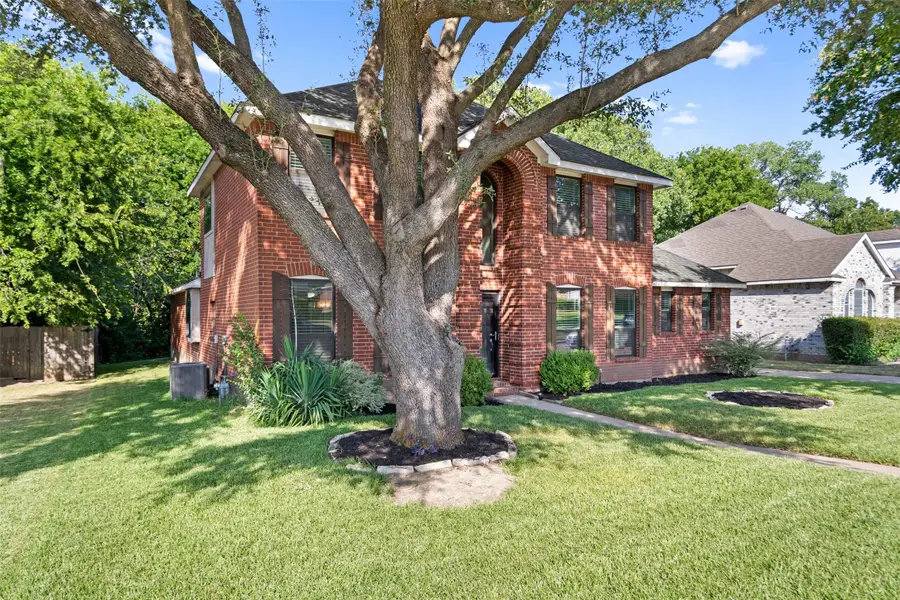 404 Lemontree Lane, Desoto, TX 75115 - #3