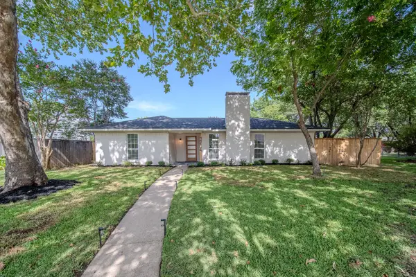 3204 Knights Haven Lane, Garland, TX 75044