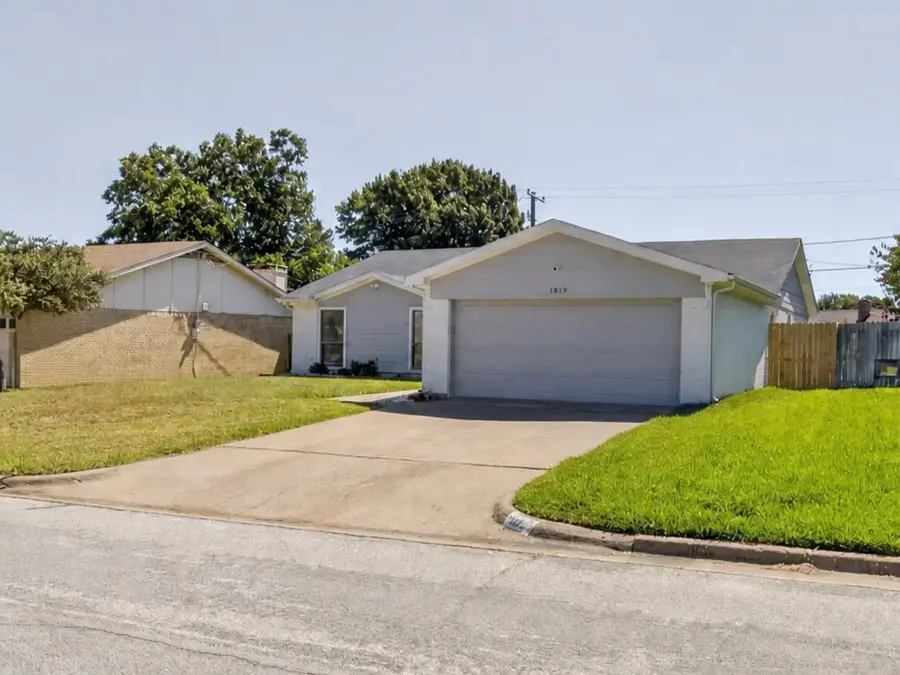 1915 Lavon Creek Lane, Arlington, TX 76006 - #3