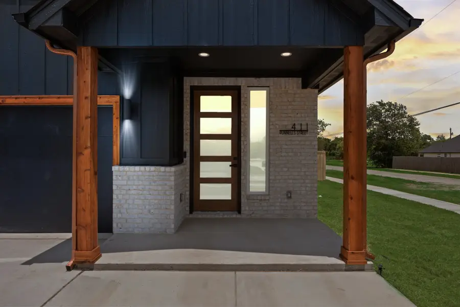 411 Runnells Street, Terrell, TX 75160 - #3
