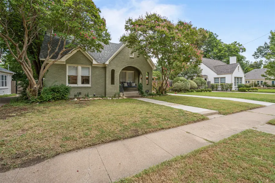 3225 Greene Avenue, Fort Worth, TX 76109 - #2